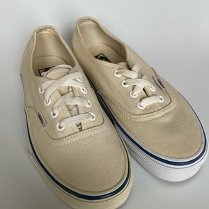 Vans authentic white